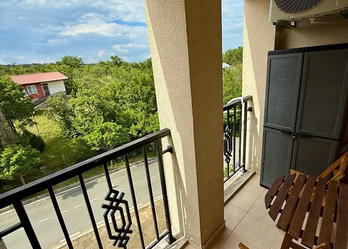 아파트 Work And Relax In Life